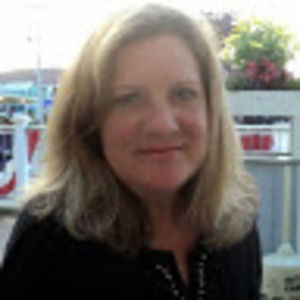 Meet your Posher, Debbie